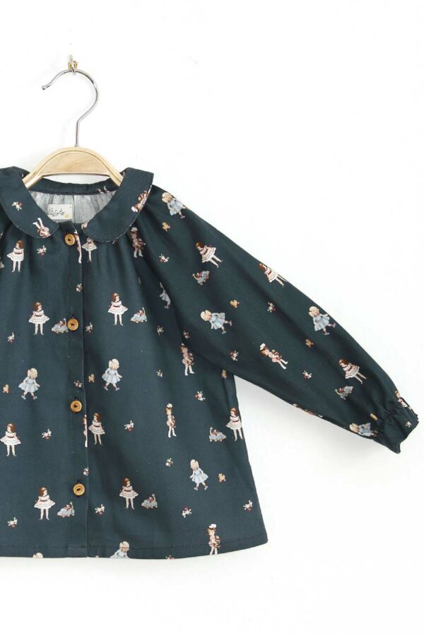 Chemise Loiuse, coton imprime, boutons en bois. Collection automne/hiver 2021/22.